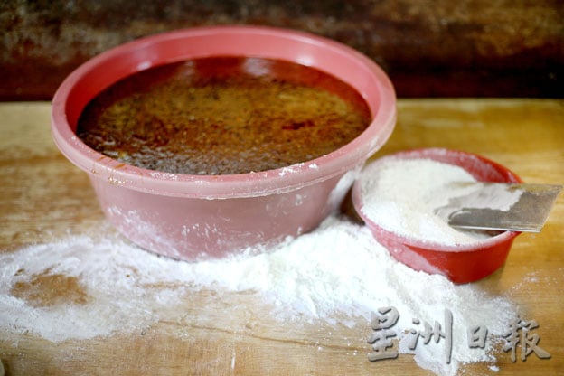 【一日五餐之绝味手信篇/爱乡椰壳炭烧香饼】古早味窑烤香饼,裹满手作的温度