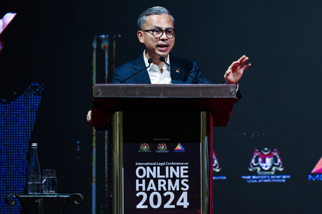 与社媒商行为守则 法米:料10月底完成