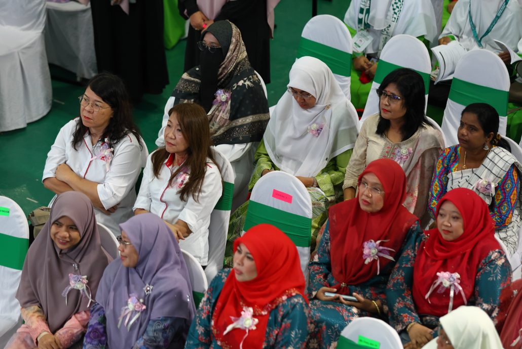 东:伊斯兰党妇女组大会