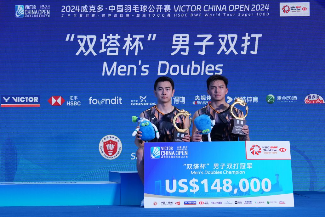 中日两站皆夺冠军 飞汀不到1个月收获近百万