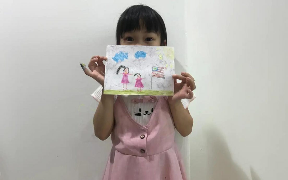 争取公民权多年终如愿 2童终以大马人身份庆国庆