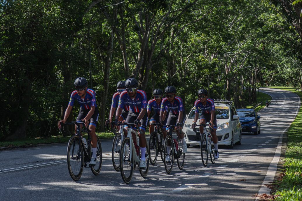 交怡脚车赛明开跑  22队雄鹰广场争开门红