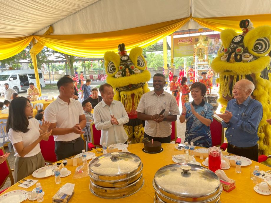 供星洲网:汝来3批发城再升级,300万打造“迷你长城”成打卡热点