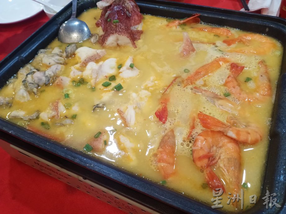 海南美食交流宴为原乡筹款7万赈灾