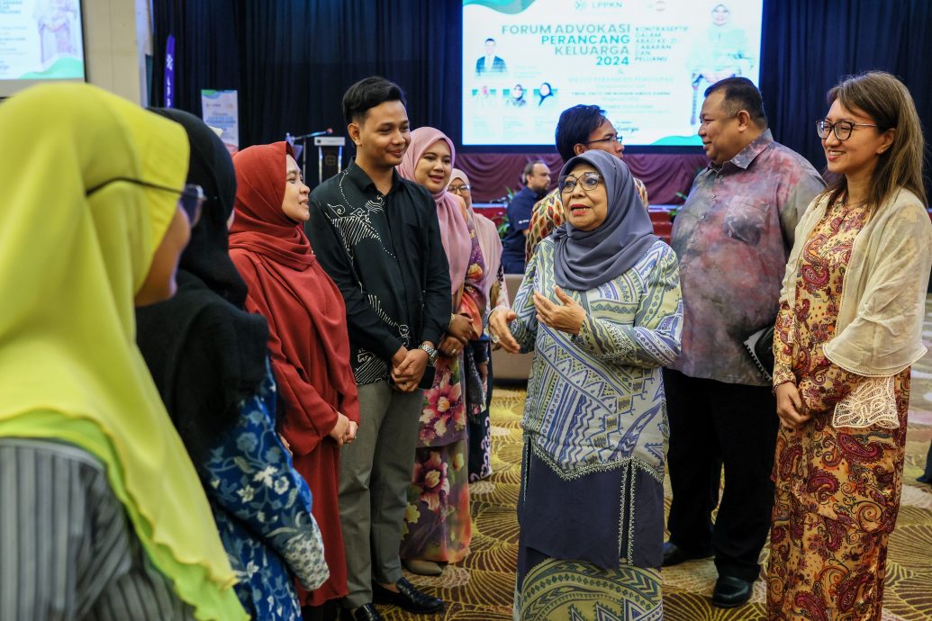 全国:国家人口及家庭发展局(LPPKN)主席拿督斯里罗哈妮