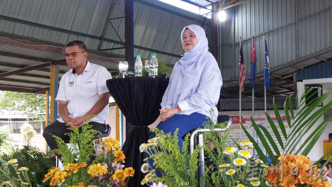 全国:教育部建议预算案拨款 提供中六学生津贴