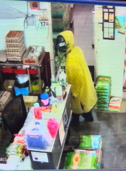公众受促提防 美罗现穿怪异服装惯贼