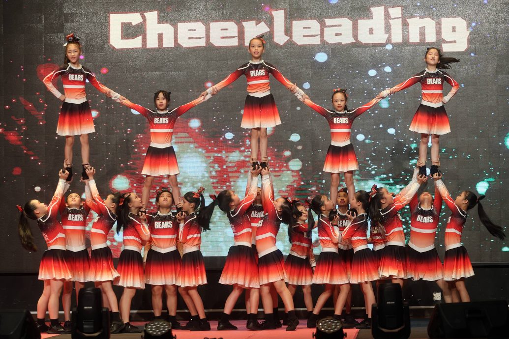 双版头之一;大都会/力行华小“力护族根 行儒树人”85周年校庆晚宴/7图