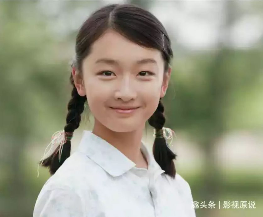 周冬雨好像换了另一个人!“变脸”照被指:失去了自己