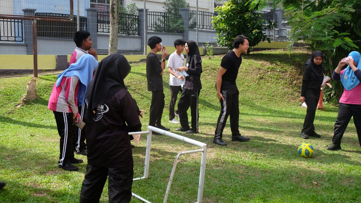 大都会9月份年轻人/训练营寻宝寻出领导力!/配5图