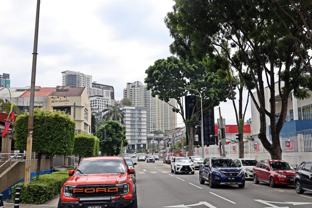 大都会/封面/金地花园商业区迎地下捷运站 民众看法褒贬不一