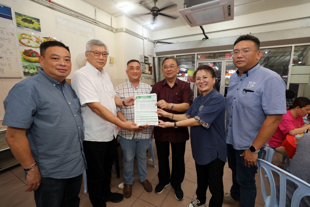 大都会(版6头)/雪民政党支持换大臣 避免影响经济发展