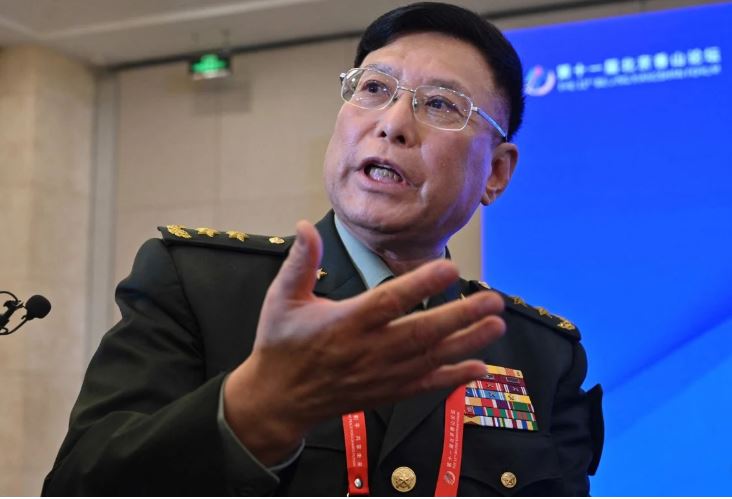 天下事主文)北京香山论坛∕中防长罕见柔和姿态未提台 董军:勿恃强凌弱∕主