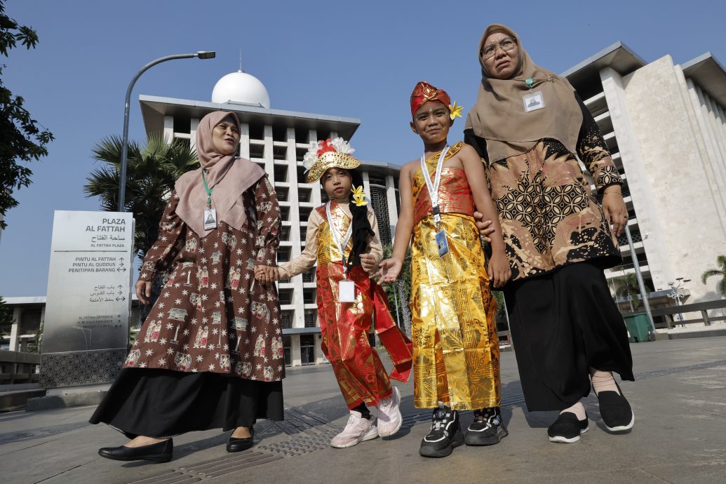 天下事主文)参访“友谊隧道”教宗与伊斯兰宗教师联合声明:吁打击宗教暴力 共同保护地球