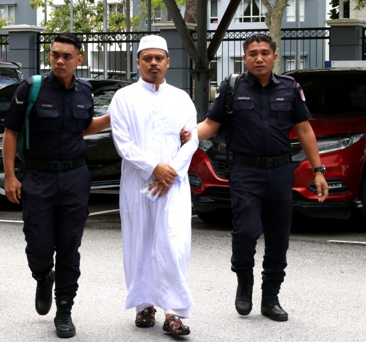 宗教师涉嫌非礼老师和性侵儿童面控 代表律师澄清:与“环球行动”无关