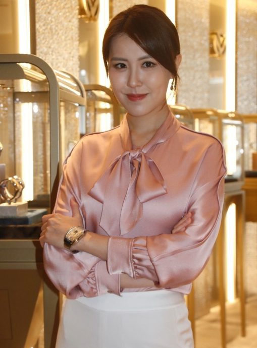 宣萱出场气势逼人 刘佩玥紧张念错对白