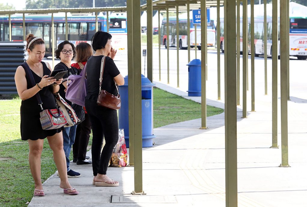 封面副文-大都会/布城未见5G自动驾驶巴士踪影/3图