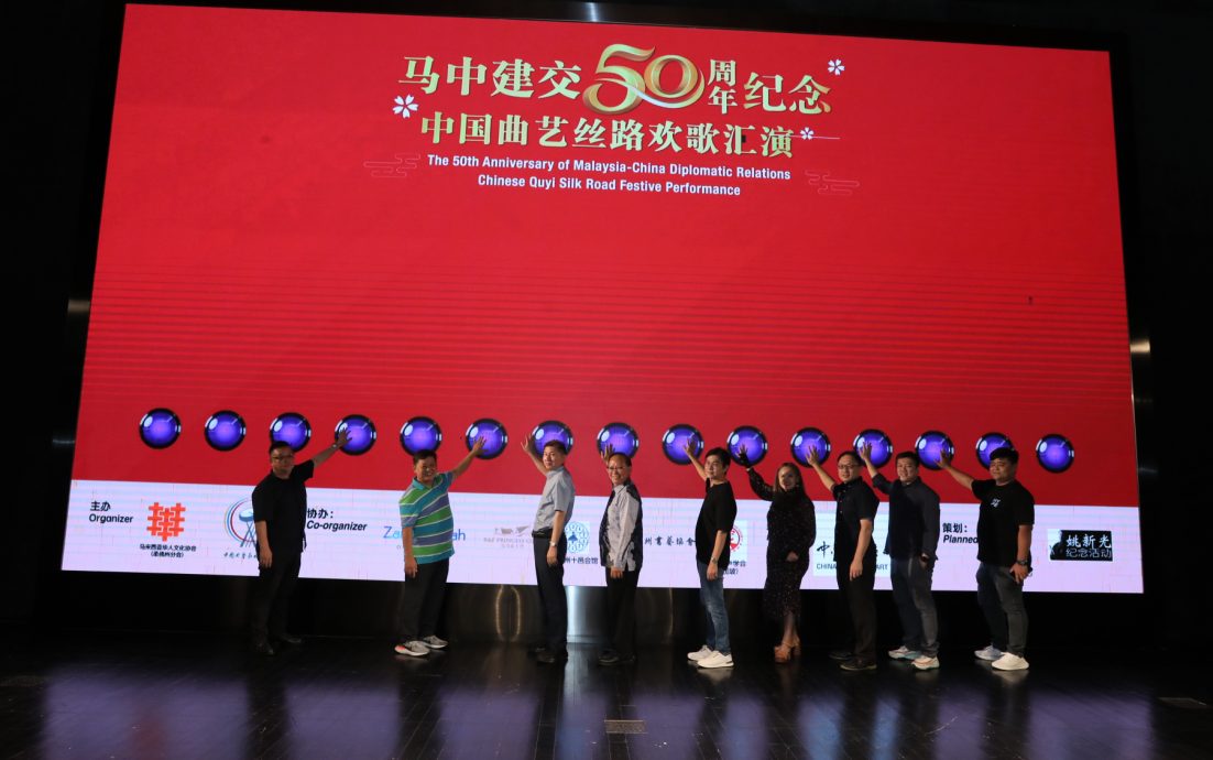 *已签发* 柔:实力派说唱曲艺名家大汇聚,各展招术酿超有哏欢乐夜晚