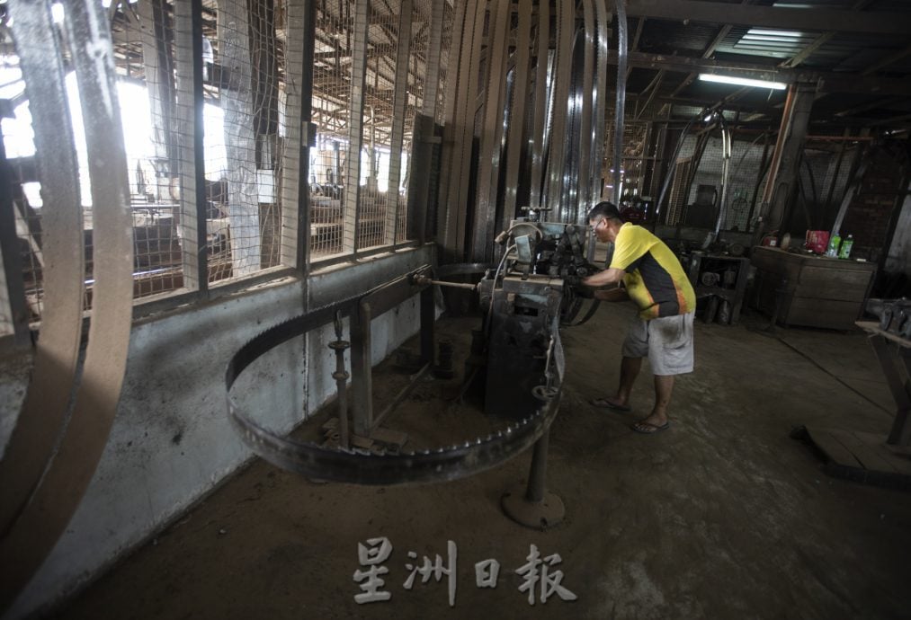 *已签发* 柔:封面【特稿下篇】柔佛木业加工的生死存亡,从辉煌走向衰落