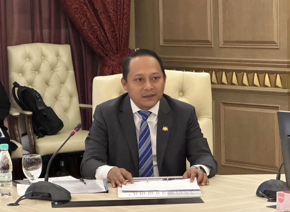 *已签发* 柔:阿兹南:受空气污染影响 甘榜玛朱再也小学暂时关闭