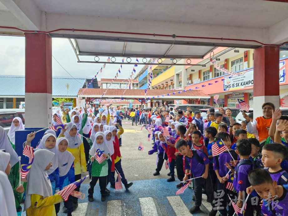 马斯兰:今年共耗资5.41亿 进行31个破旧校舍重建计划