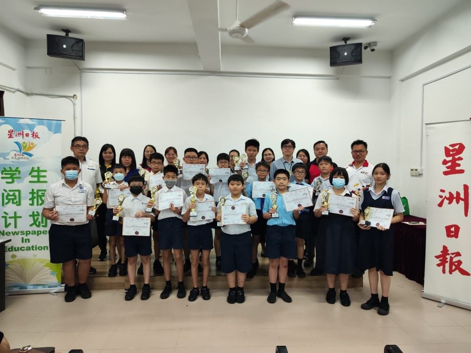 《星洲日报》“学生阅报计划”小学生时事问答比赛,柔602名学生参赛,居全国之冠