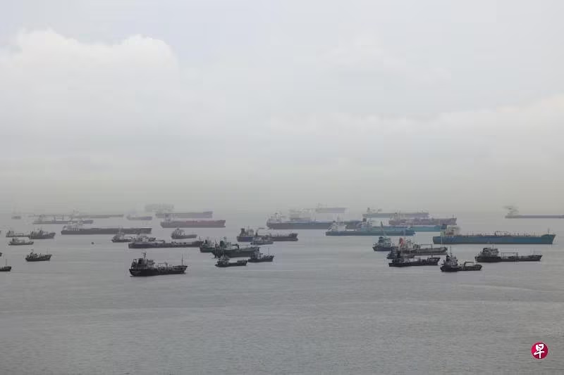 *已签发*柔:狮城二三事:拖船沉没狮城东部 酿1死1失踪