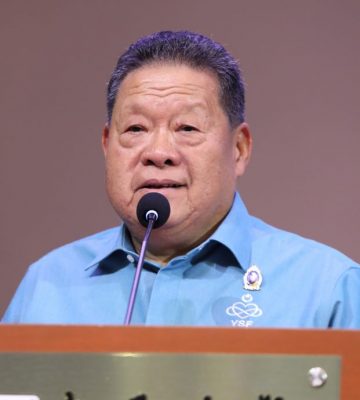 **已签发**柔:第三版次头:苏丹后法蒂玛基金拨50万助学,惠及宽中两校1000学生