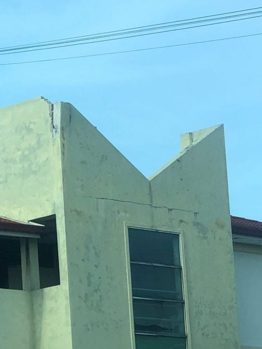 巴占华小建筑现裂痕 陈德杰:JKR已围起 将派员维修