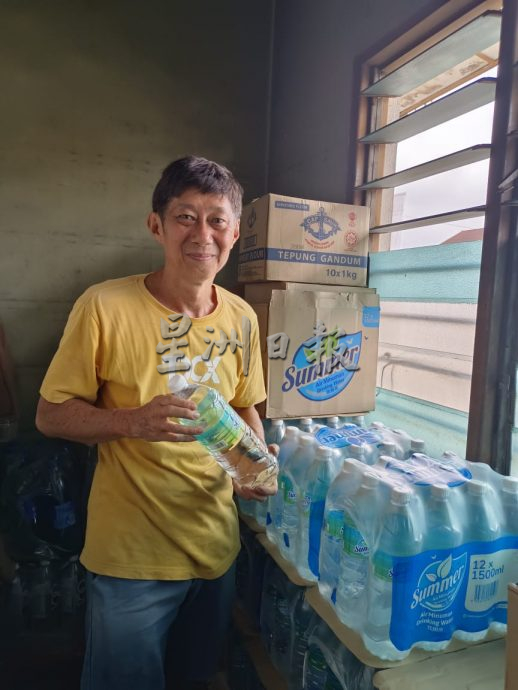 巴占打扪大制水 抢救近20小时恢复供水