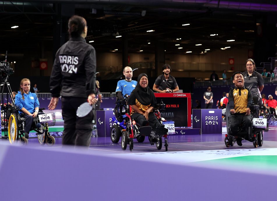 巴黎残奥会|  冲线前遭对手反超  安马尔缘悭奖牌