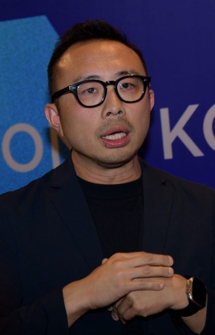 张继聪减肥错过大马美食 谢安琪放闪:我就是精神粮食