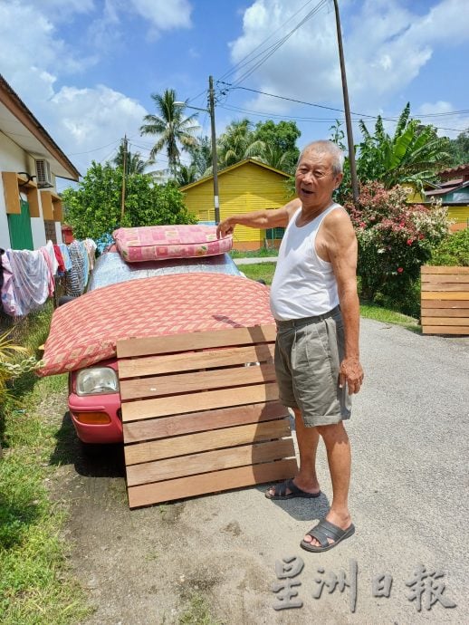 强风袭击乌鲁晏斗村 10户遭殃