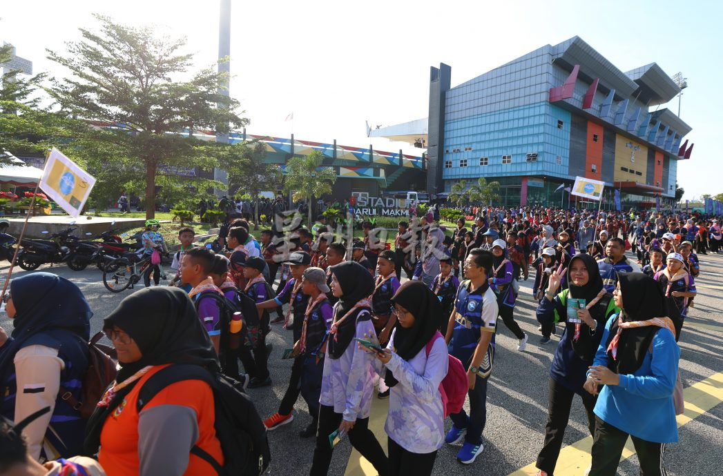 彭亨国际童军围巾节获1万9397名童军参与,获马纪录大全认可。