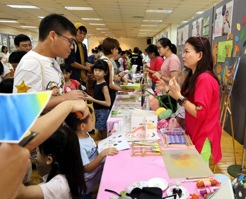 必下//大都会-主文/绘创客绘本创作孵化营