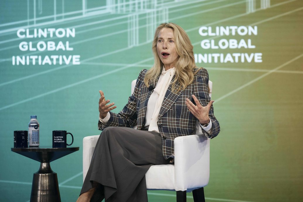 拜登退选关键推手 贺锦丽背后的“她” 矽谷女首富背景曝光