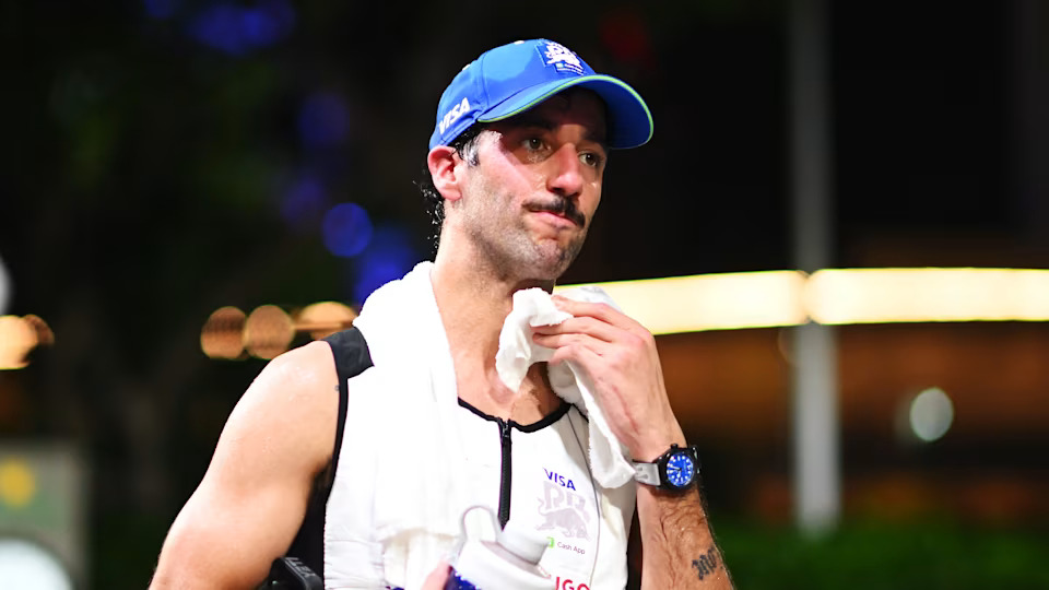 新加坡站F1|史上最风平浪静的正赛 诺里斯一骑绝尘夺冠