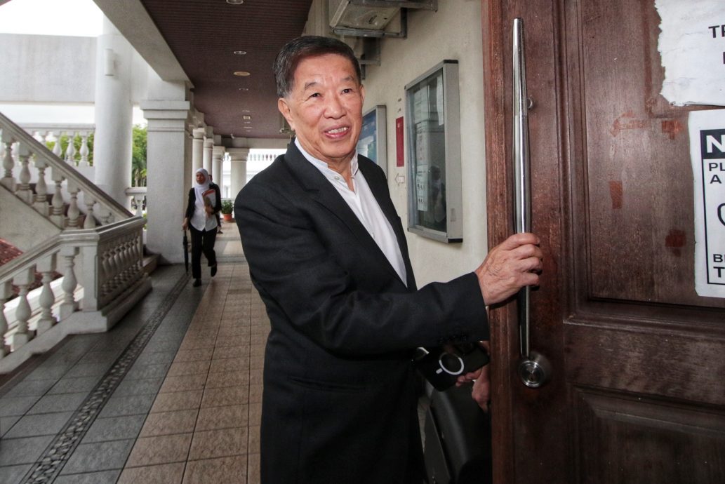 曹观友起诉陈国平“三无”论 法庭定12月3日下判