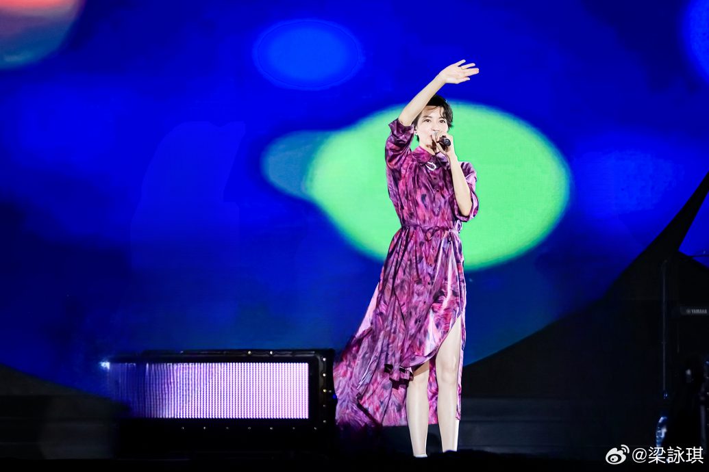 梁咏琪中国拼盘商演遭砍歌 传遭要求让步唱3首下台