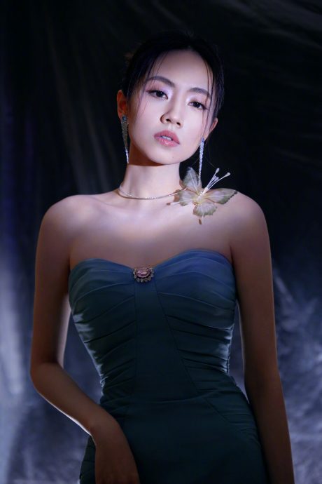 梁咏琪中国拼盘商演遭砍歌 传遭要求让步唱3首下台