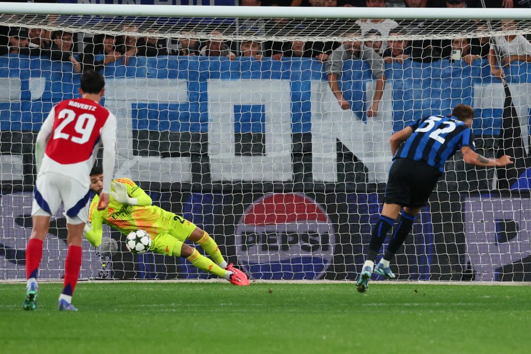 欧冠杯| 拉亚神扑救主 枪手逃过“女神降罚”