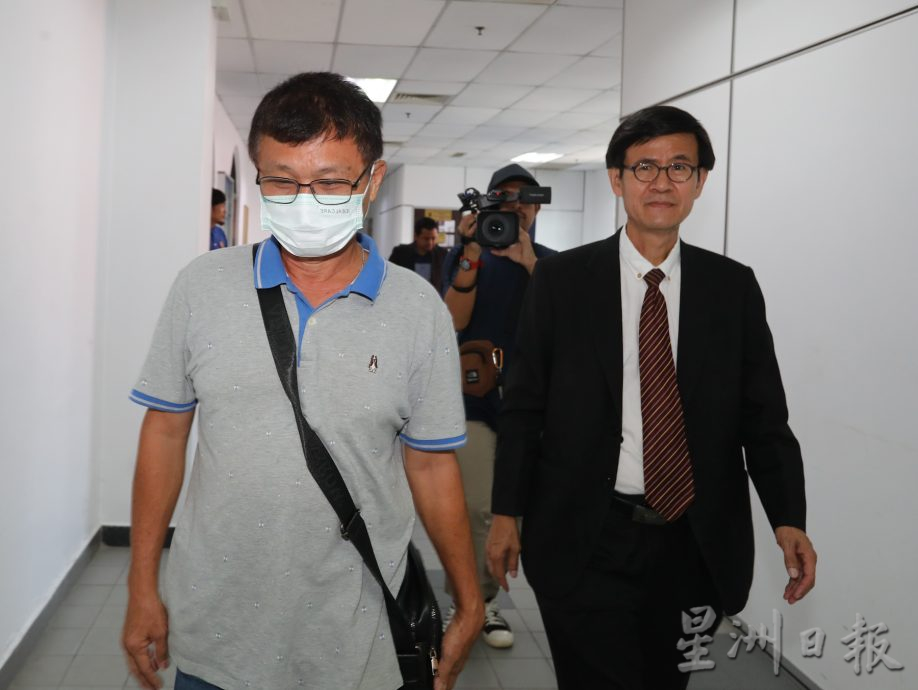 版二头*已签发* 柔:41岁华裔手机业者被控贿赂不认罪,案定10月22日过堂