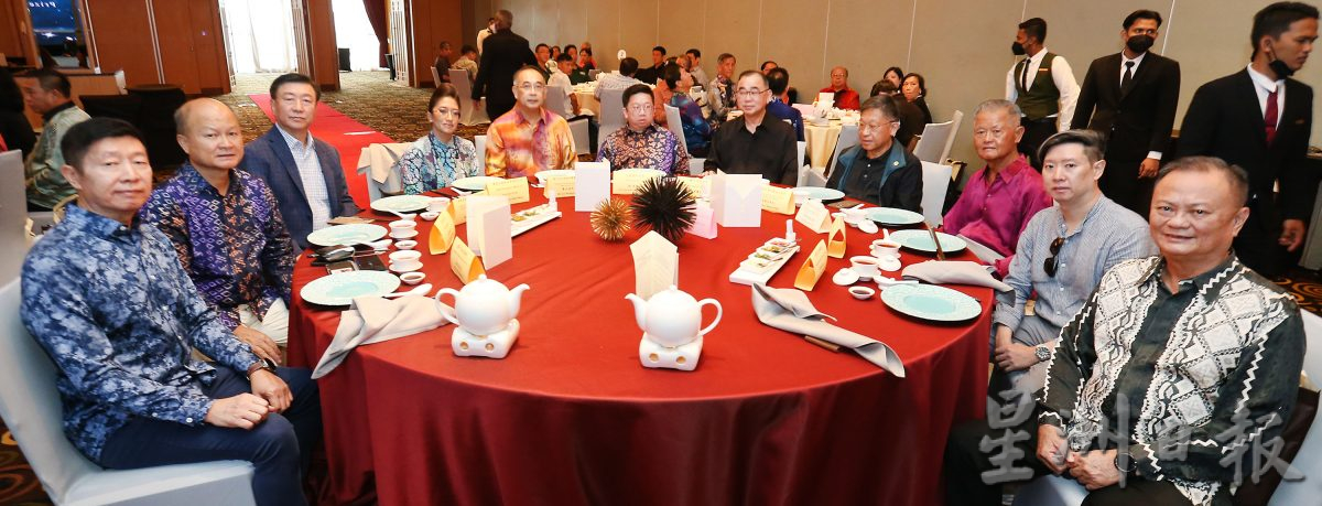 畅游怡保美景尝美食 华商体验霹州魅力