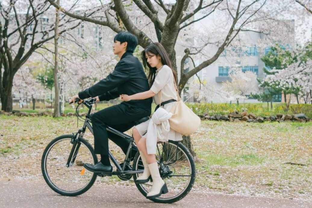 疑与庭沼珉假戏真做 丁海寅:无可奉告