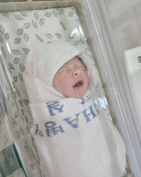 结婚10年喜获麟儿 晟敏:比任何瞬间都要感动