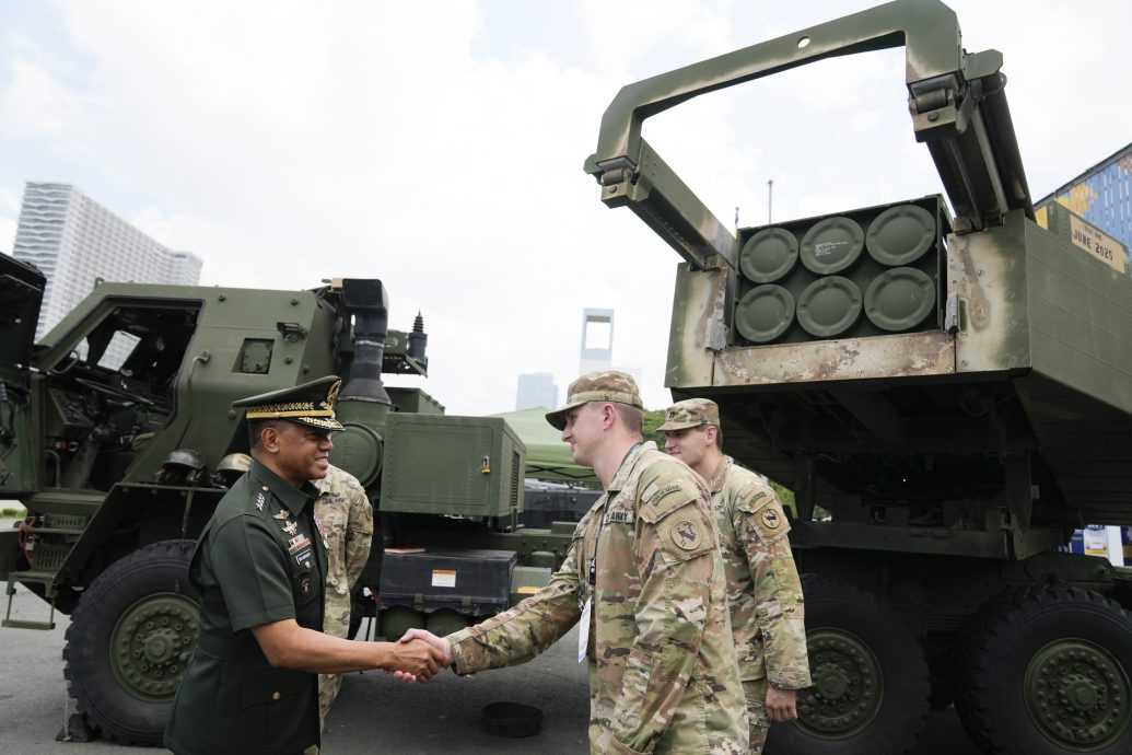 美导弹驻留菲律宾? 中国试射洲际导弹 台湾外交部:严正谴责 吁北京自制