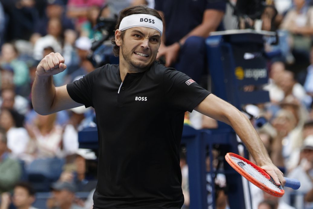 美网公开赛| 郑钦文止步8强 萨巴伦卡连4年晋4强