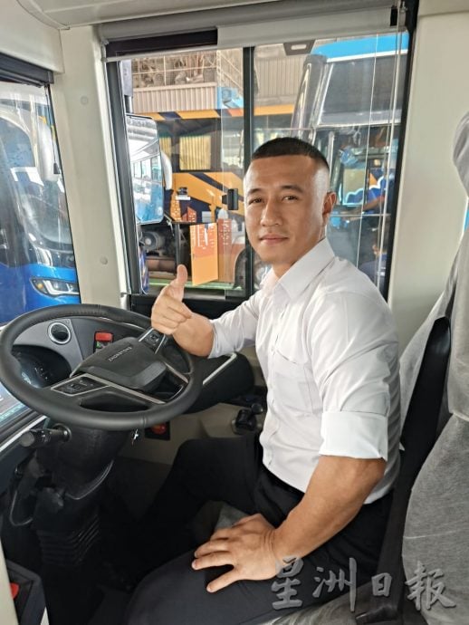 耗3000万全面替换 霹运通55新巴12月上路