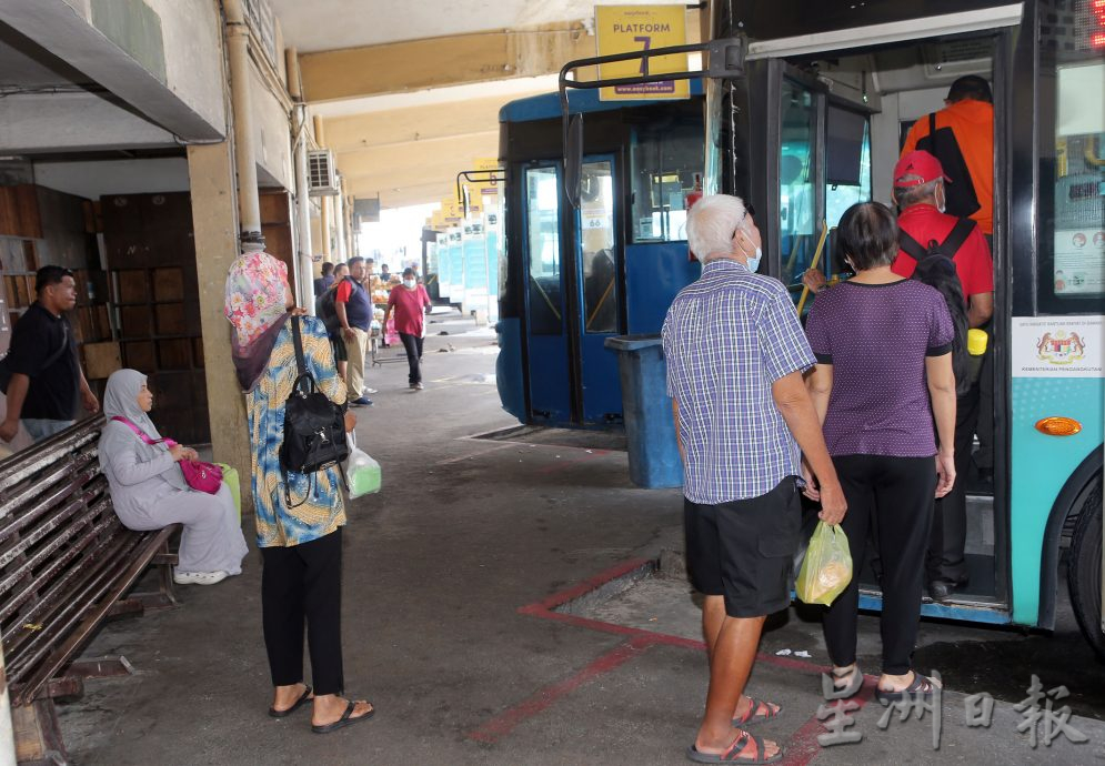 耗3000万全面替换 霹运通55新巴12月上路