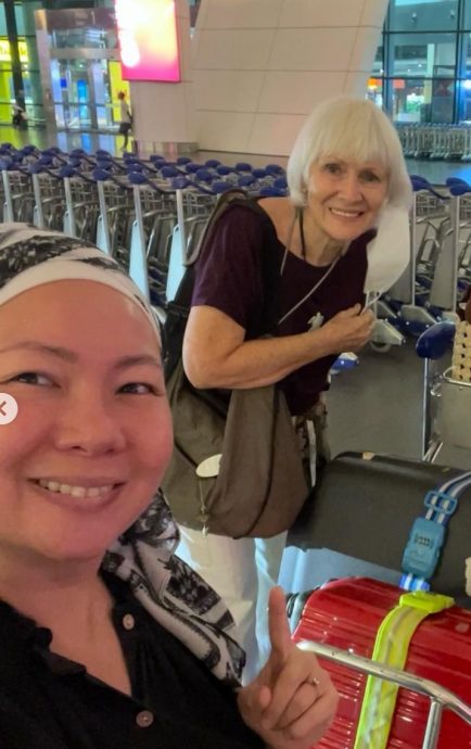 视频|前主播澳籍母提醒离开女性车厢 反遭众青年呛“这是我的国家!”